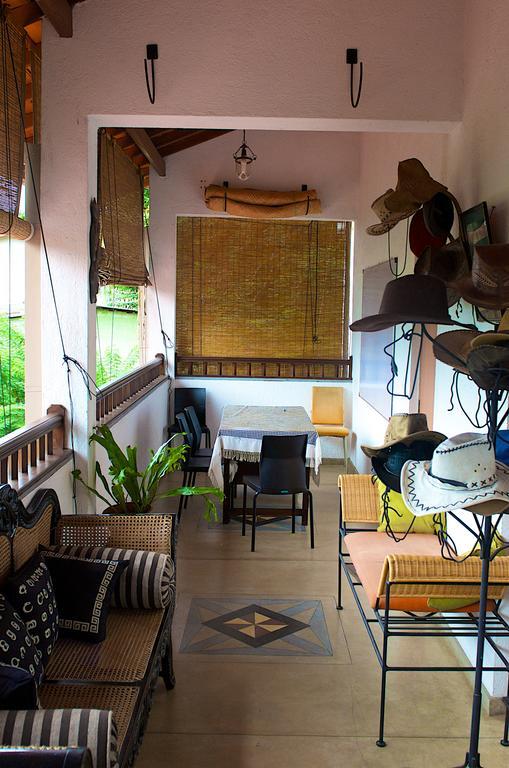 Yoho Home Away Home Kandy Exteriör bild